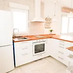 Apartamento Loft Con Terreno Privado Y Parking Compartido - A 800M De Playa Poniente